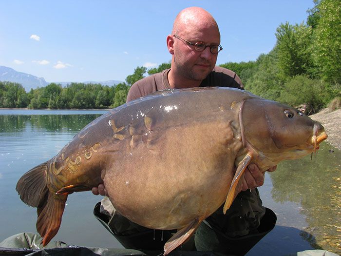 Alben is één van de sprekers op het Carpsquare plein.