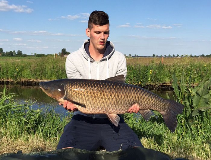 Maarten-Moes-graskarper-pb