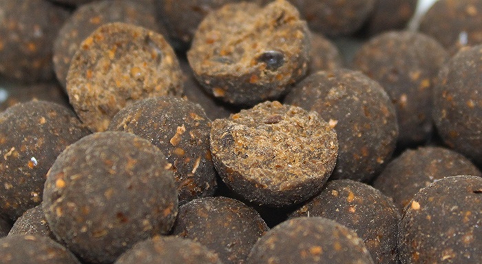 Baitword-Dark-Tuna-Boilies